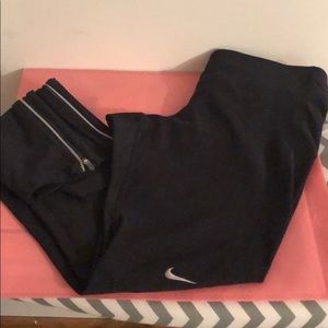 Nike pants size small worn twice